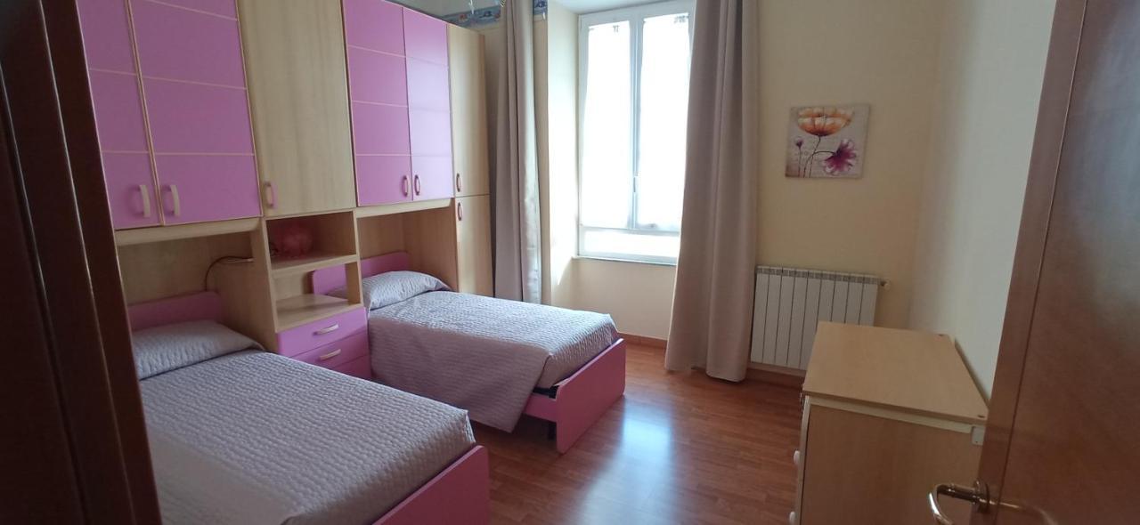 I Girasoli Apartment Civitavecchia Ngoại thất bức ảnh